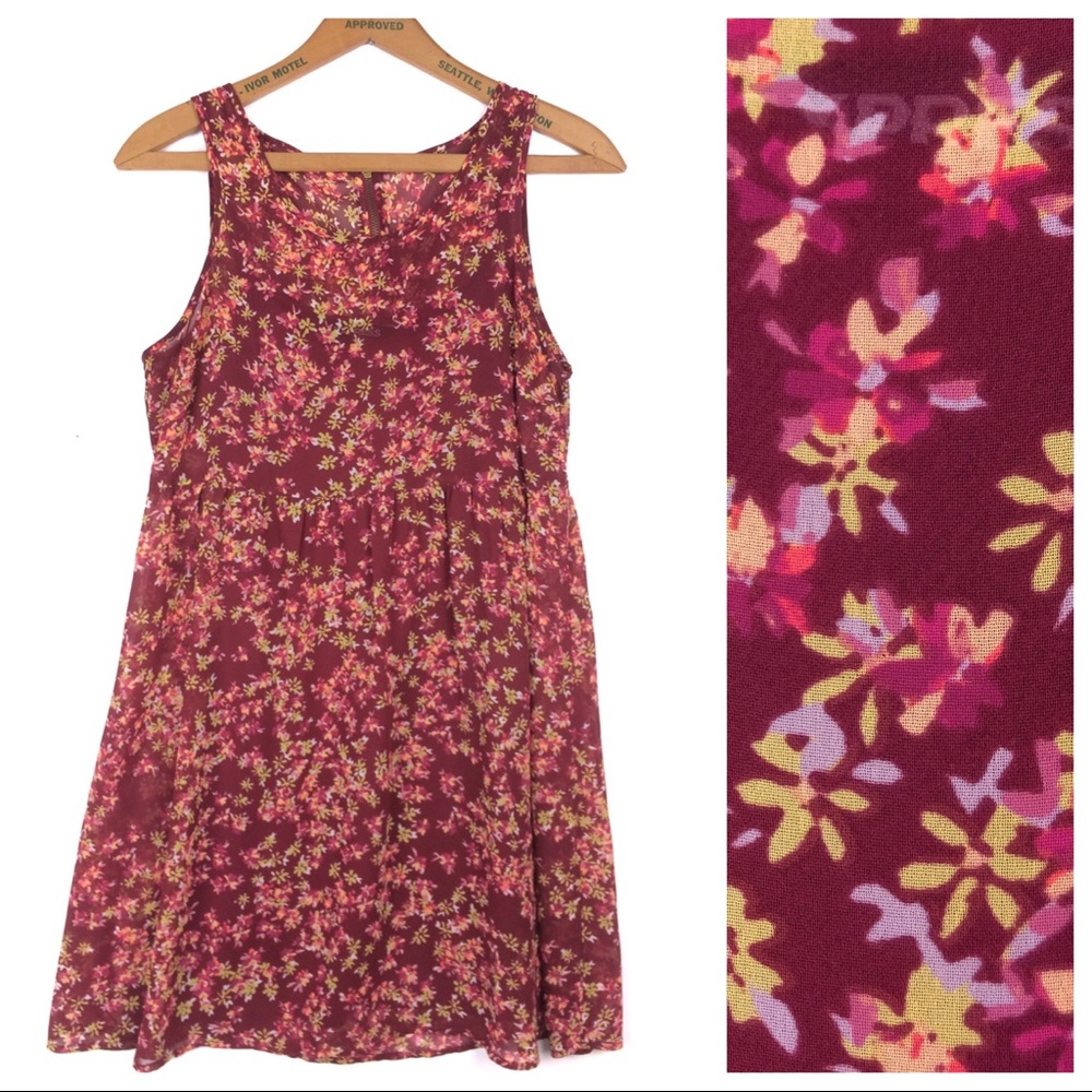 Red Floral Summer Dress from Express - Picture 2 of 7